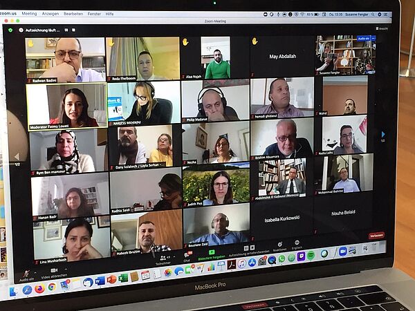 Screenshot Online-Konferenz