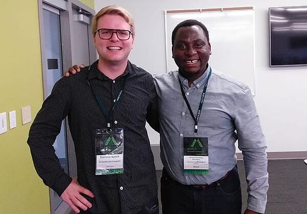 Die Doktoranden Michael Serwornoo (r.) und Dominik Speck haben bei der Jahrestagung der IAMCR in Eugene im US-Bundesstaat Oregon ihre Forschungsergebnisse präsentiert. Foto: IJ.