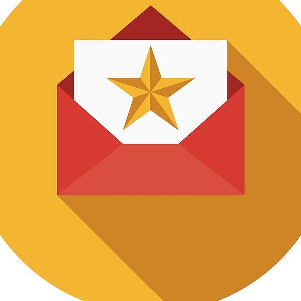 Umschlag mit Nominierung; Quelle: iStock.com/bortonia