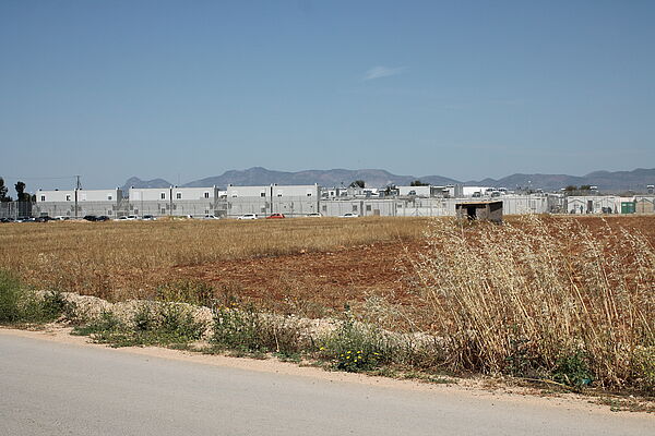 Das Foto zeigt das Flüchtlingslager Pournara