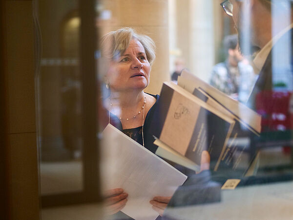 Mediadelcom-Koordinatorin Halliki Harro-Loit im Gespräch