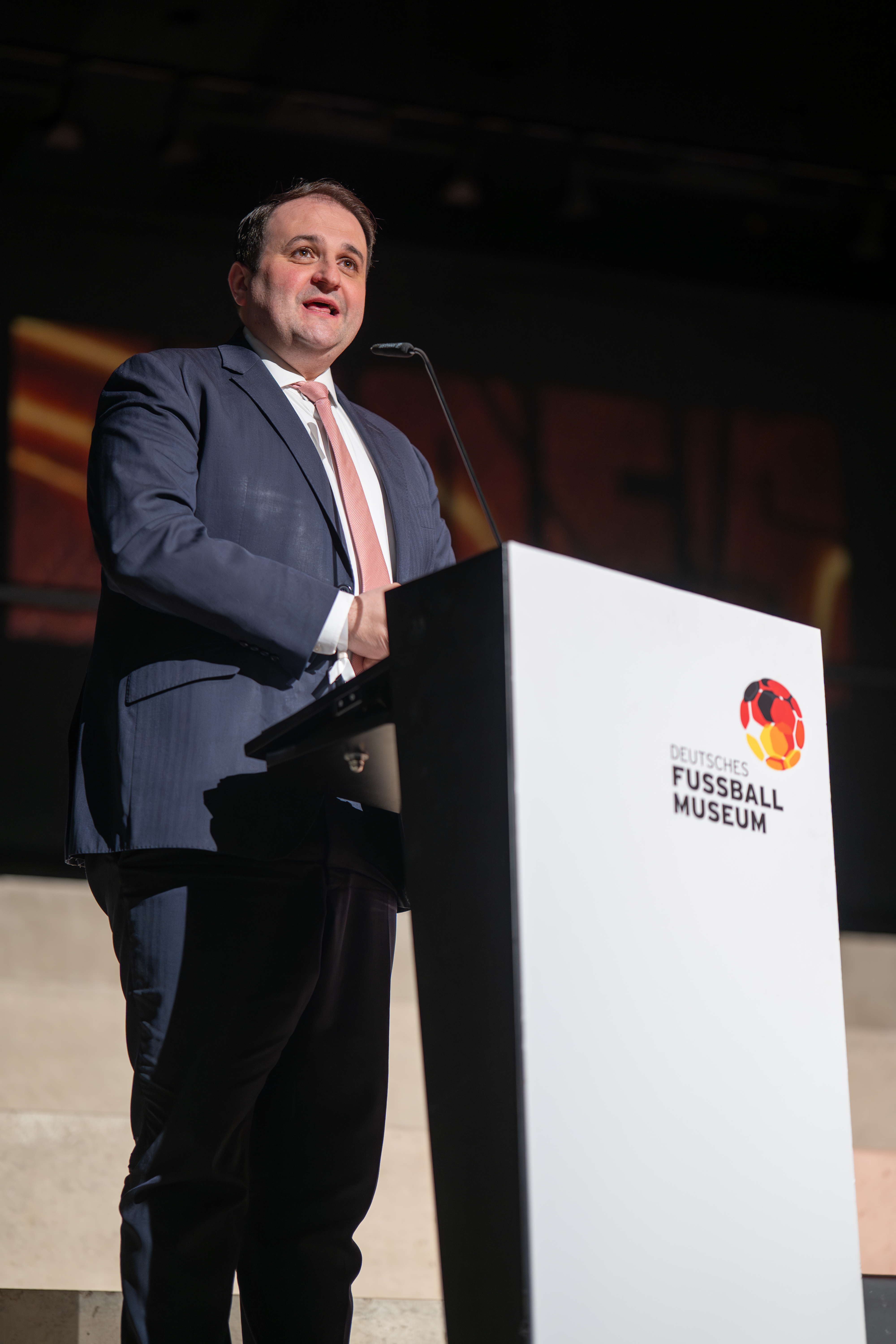 Nathanael_Liminski_Fotocredit_Julian_Welz_TU_Dortmund